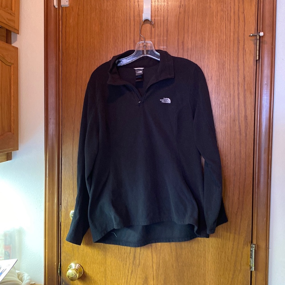 1/5 zip North Face fleece with stretch